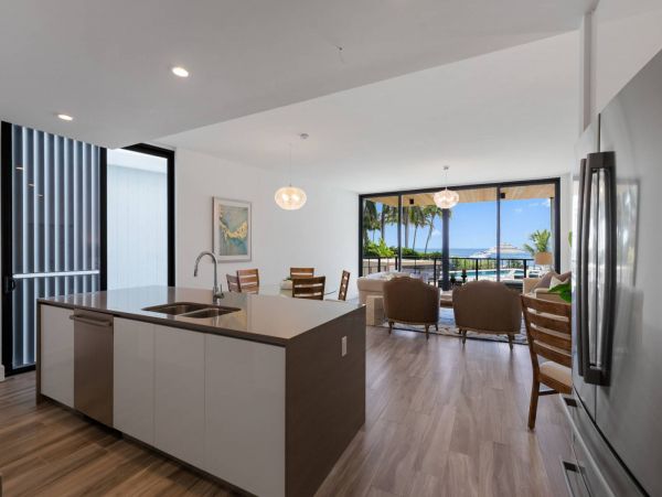 Palm Beach Condo 1027079