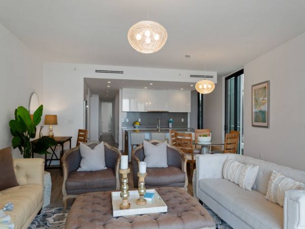 Palm Beach Condo 1027079