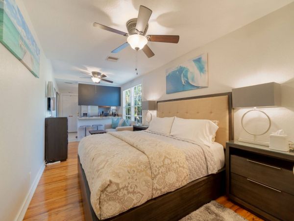 Palm Beach Condo 1027083