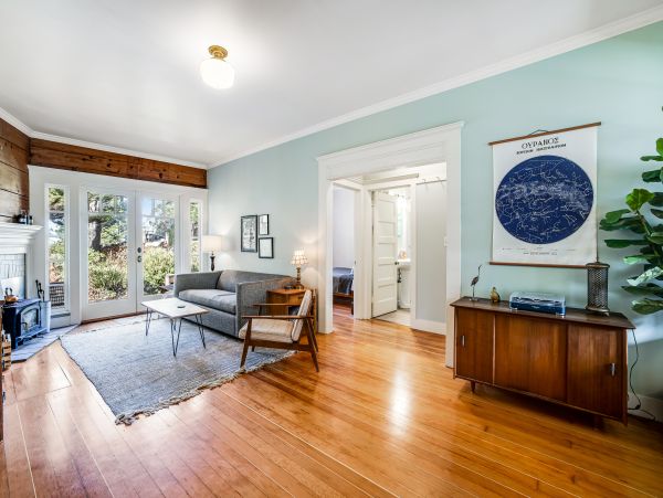 Mendocino Home 1027089