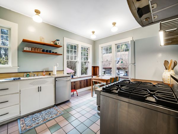 Mendocino Home 1027089