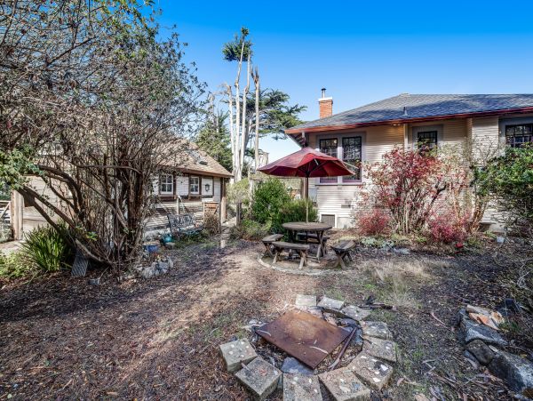 Mendocino Home 1027089