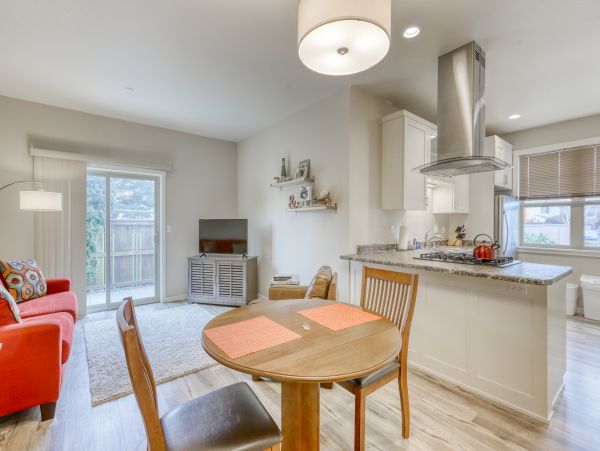 Mendocino Home 1027090