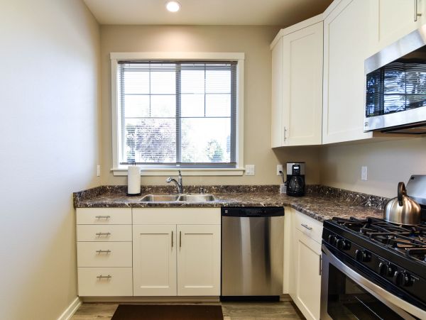 Mendocino Home 1027091