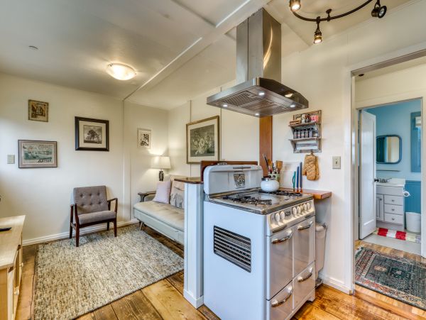 Mendocino Home 1027092