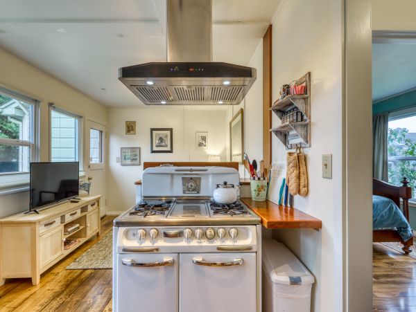 Mendocino Home 1027092