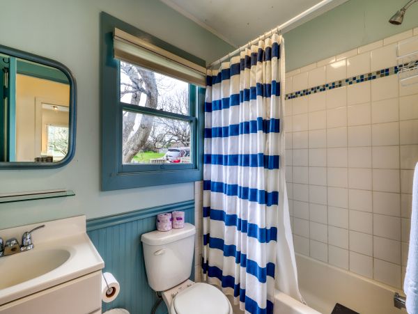 Mendocino Home 1027092