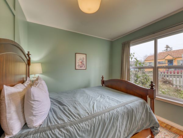 Mendocino Home 1027092
