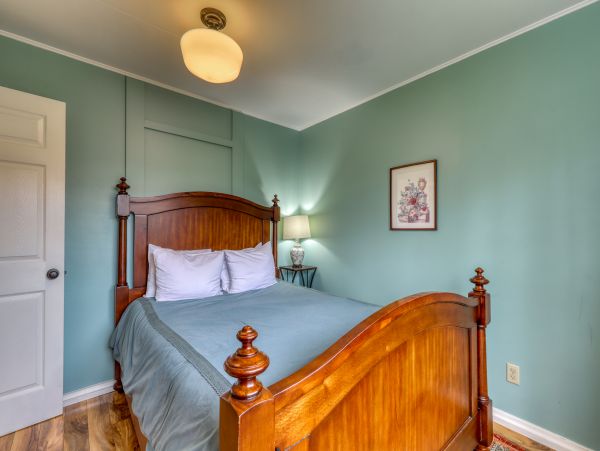 Mendocino Home 1027092