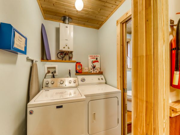 Mendocino Home 1027092