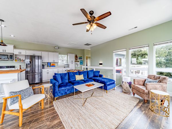 Mendocino Home 1027093
