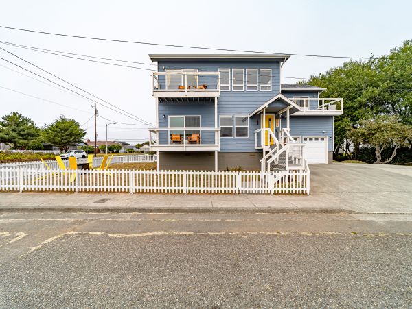 Mendocino Home 1027093