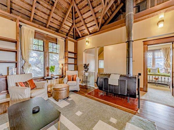 Mendocino Home 1027094