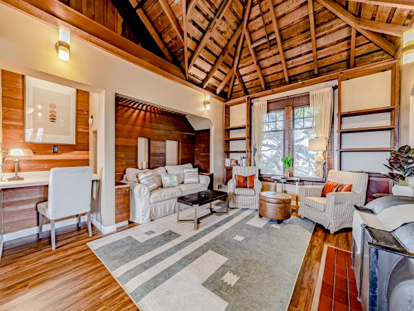 Mendocino Home 1027094