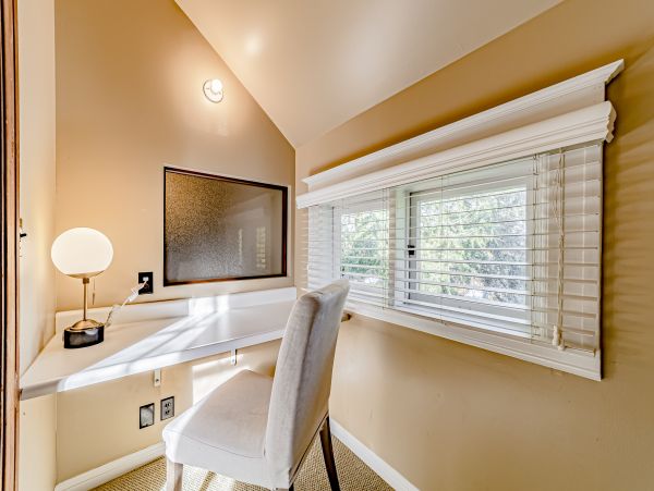 Mendocino Home 1027094