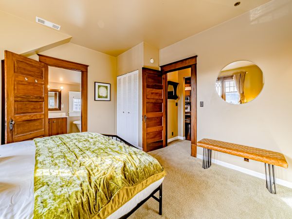 Mendocino Home 1027094
