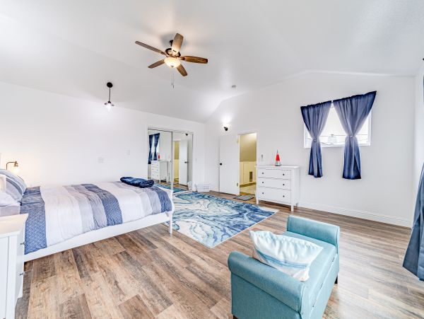Mendocino Home 1027095