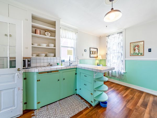 Mendocino Home 1027098