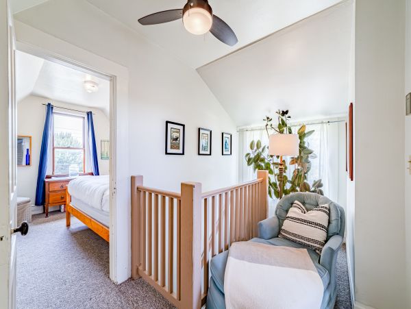 Mendocino Home 1027098