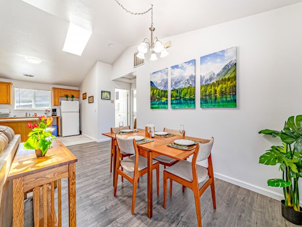 Mendocino Home 1027099
