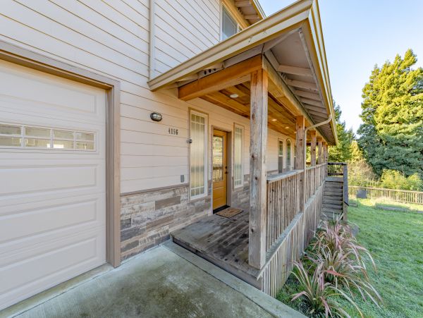 Mendocino Home 1027101