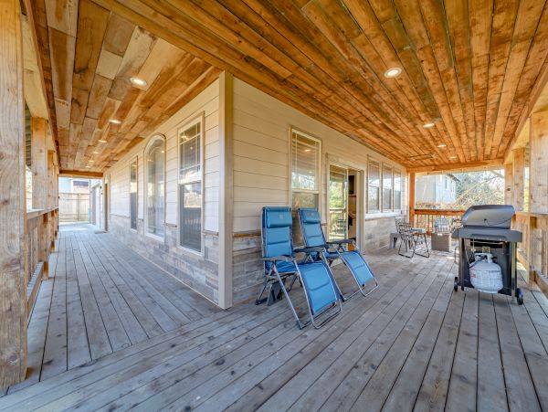 Mendocino Home 1027101