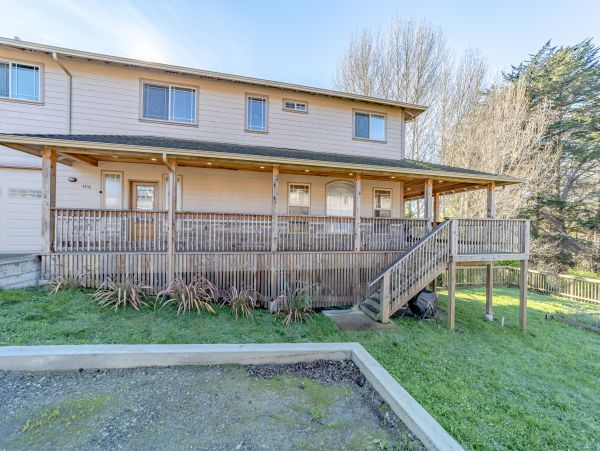 Mendocino Home 1027101