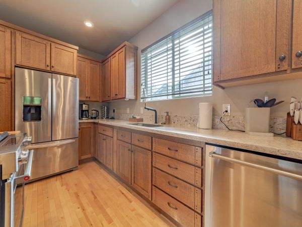 Mendocino Home 1027105