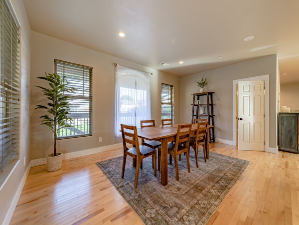 Mendocino Home 1027105