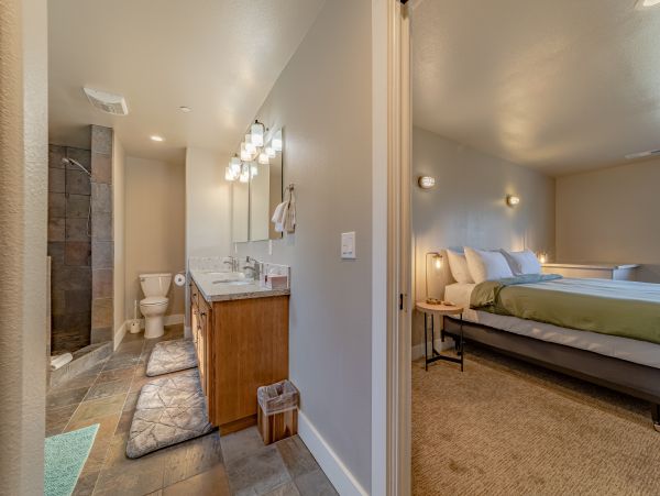 Mendocino Home 1027105