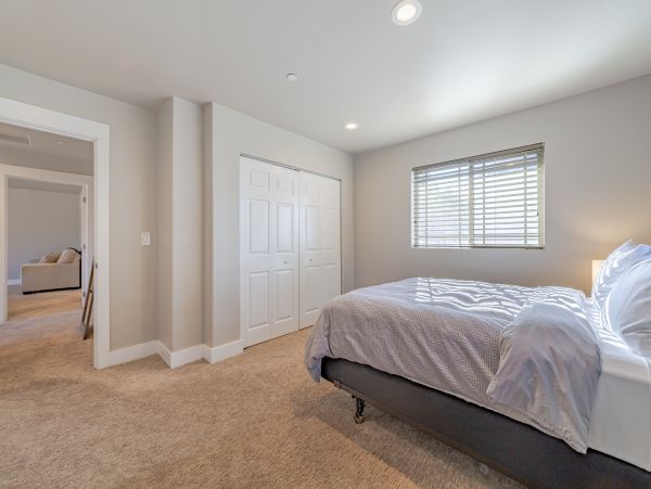 Mendocino Home 1027105