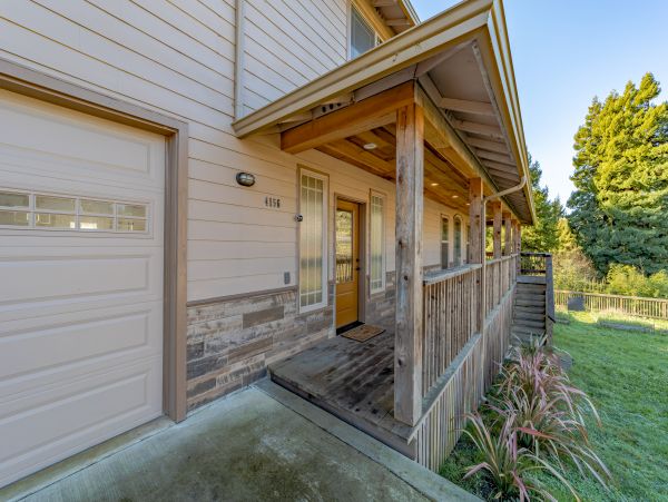 Mendocino Home 1027105