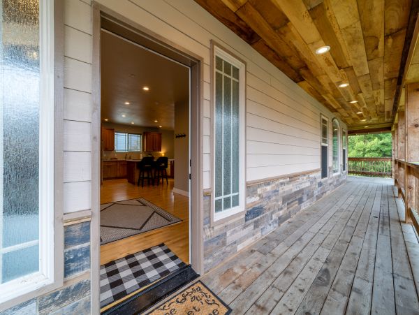 Mendocino Home 1027105