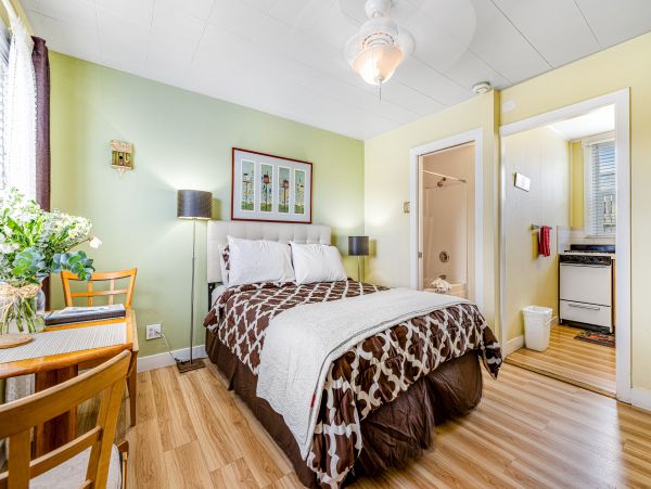 Mendocino Home 1027107