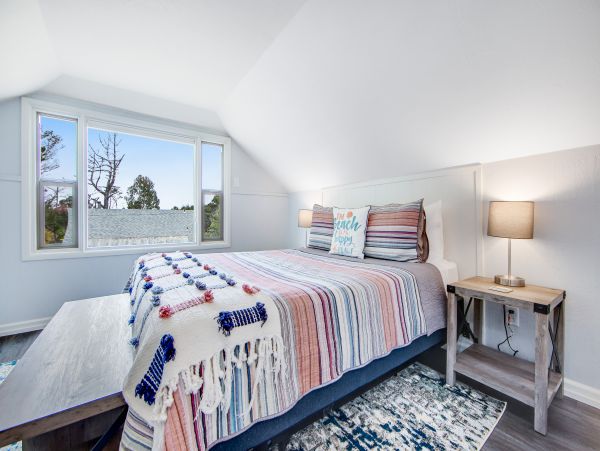 Mendocino Home 1027108