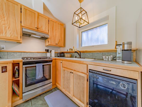 Mendocino Home 1027109