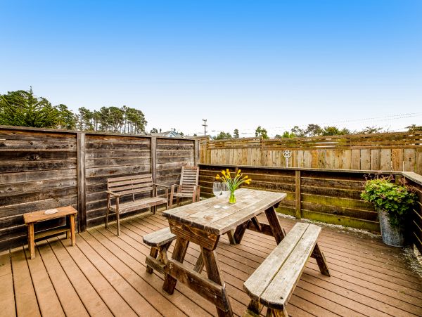 Mendocino Home 1027110