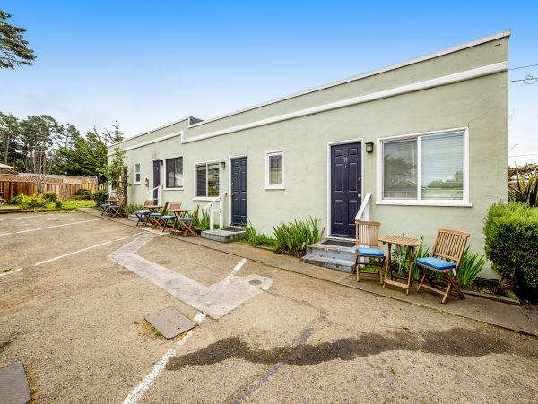 Mendocino Home 1027110