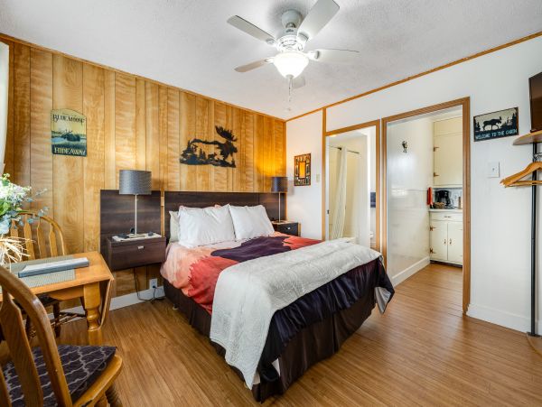 Mendocino Home 1027111
