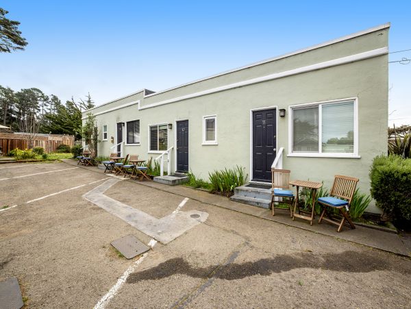 Mendocino Home 1027111