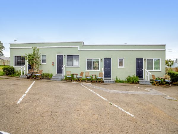 Mendocino Home 1027112