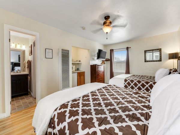 Mendocino Home 1027113