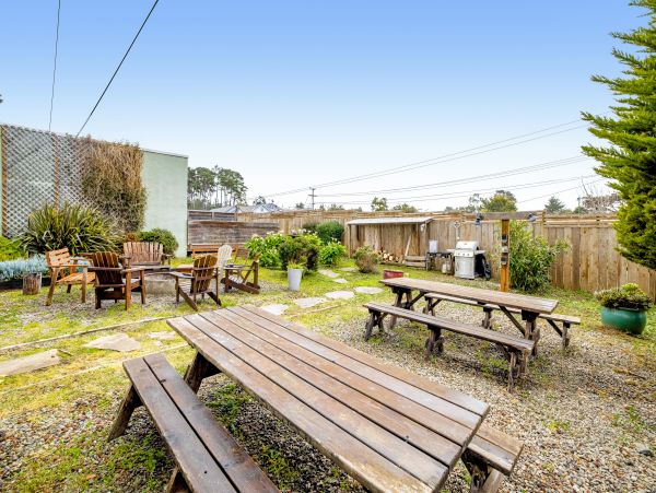 Mendocino Home 1027113