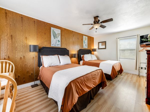 Mendocino Home 1027114