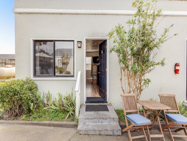 Mendocino Home 1027114