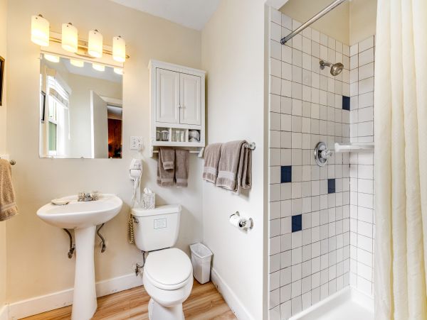 Mendocino Home 1027114