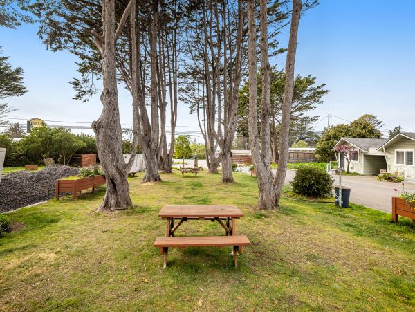 Mendocino Home 1027114