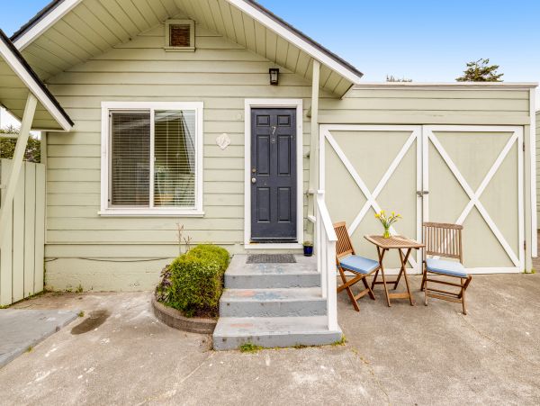 Mendocino Home 1027115