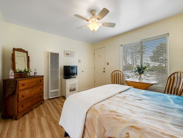 Mendocino Home 1027115