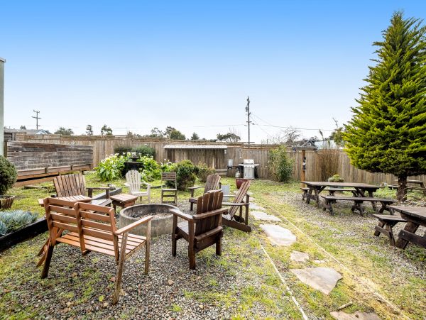 Mendocino Home 1027115